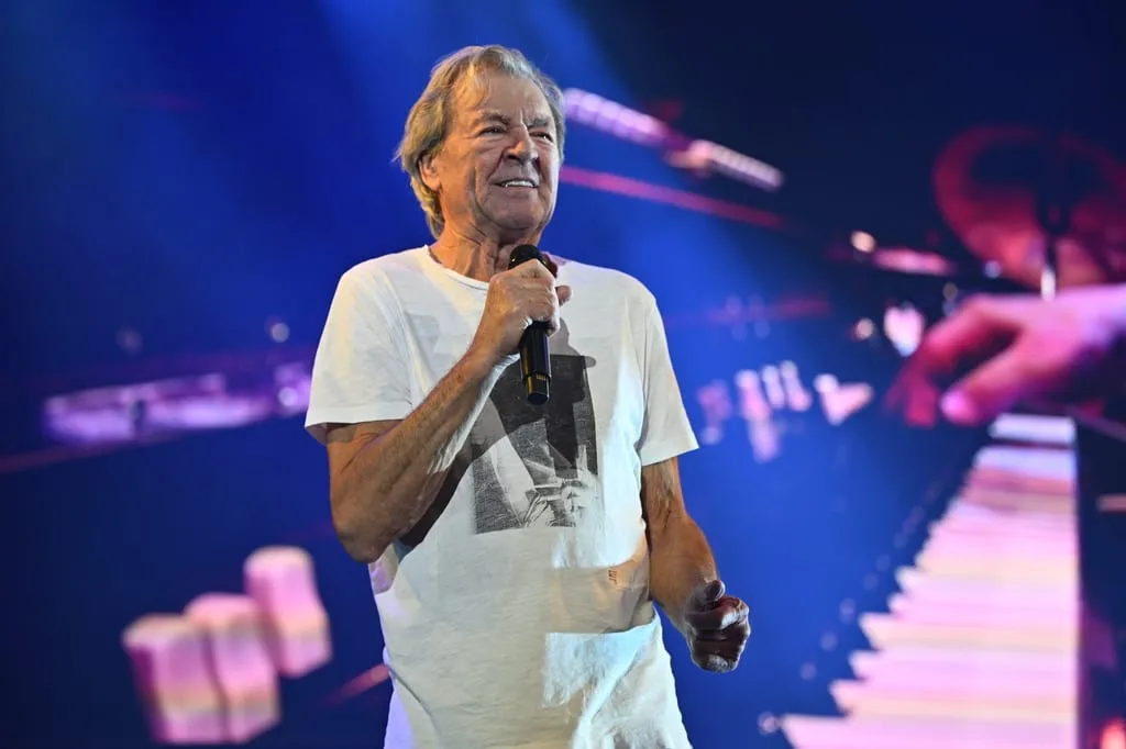 Deep Purple Singer Ian Gillan Hospitalized, Two Concerts Canceled