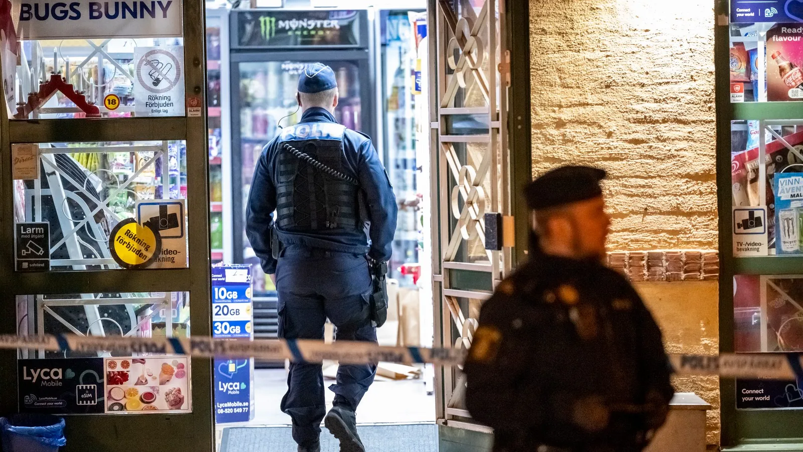 Police Fire Warning Shots at Suspected Shop Robbers in Staffanstorp