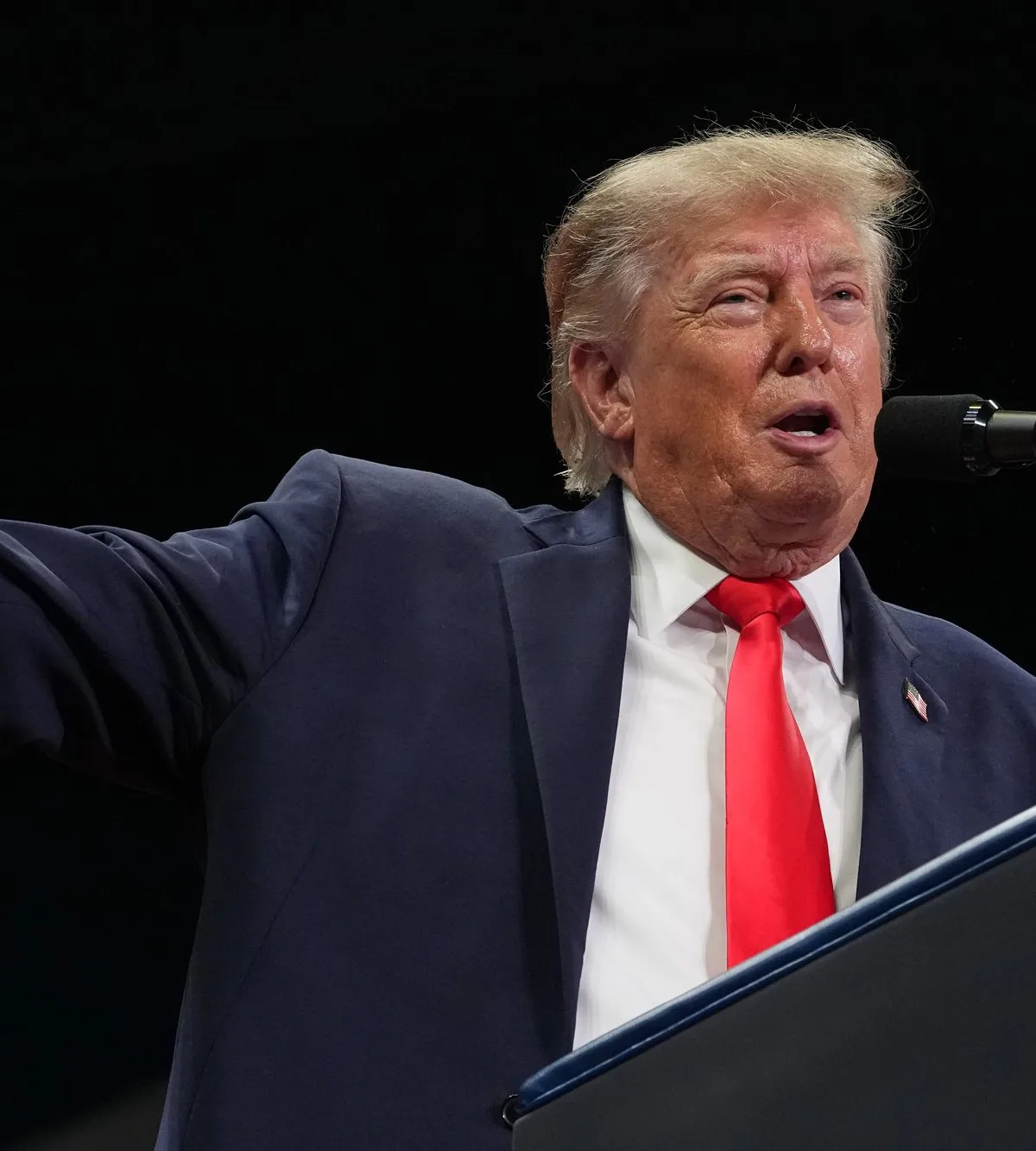 Norway’s Public Toilet Campaign Goes Viral After Trump Calls Country a ‘Shithole’