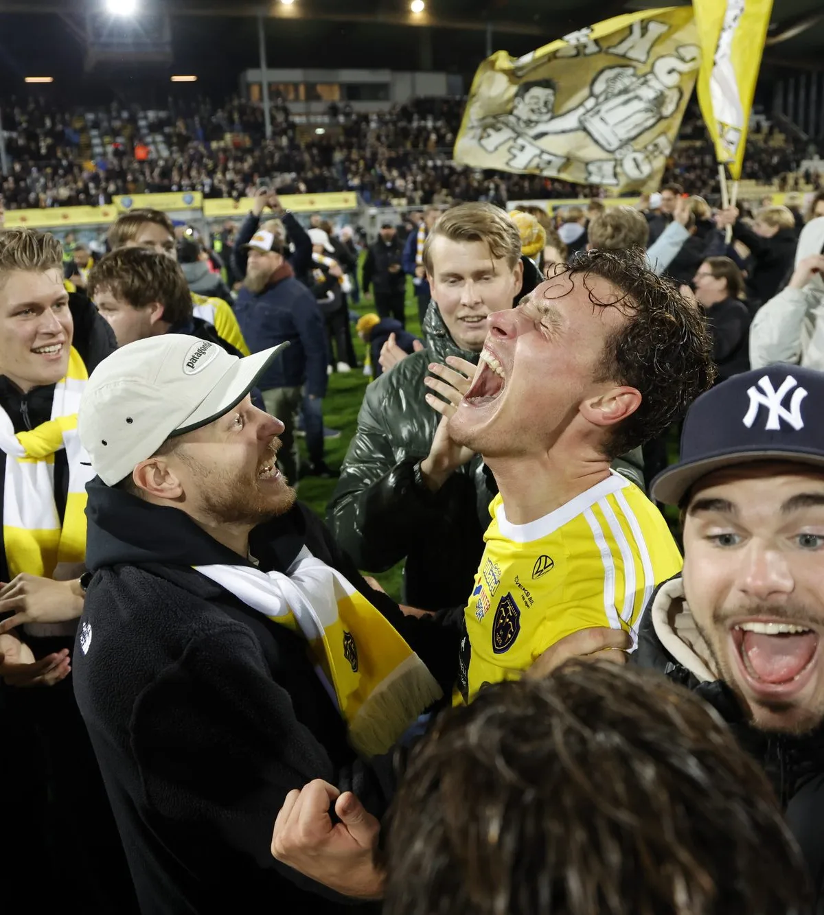 Falkenberg seal return to Allsvenskan after dramatic 2-1 win over Sandviken
